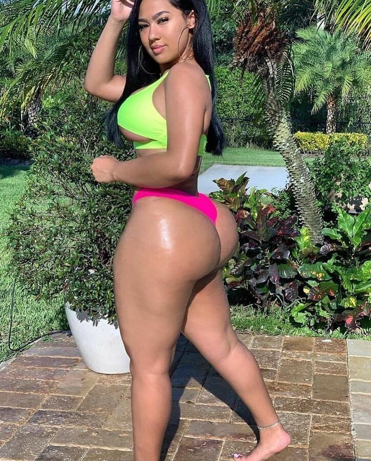 Sexy Thick Women