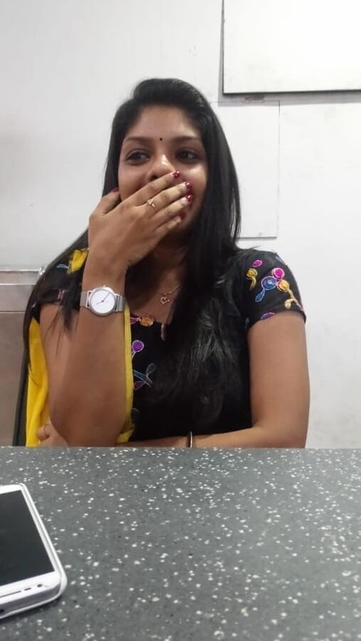 Policz shalini didi a office girl at fire