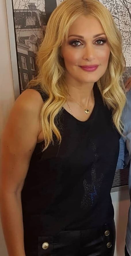 You want to fuck this greek woman