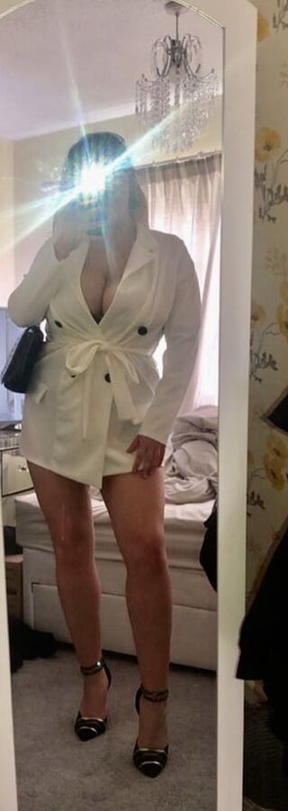Busty Babe: Lexi