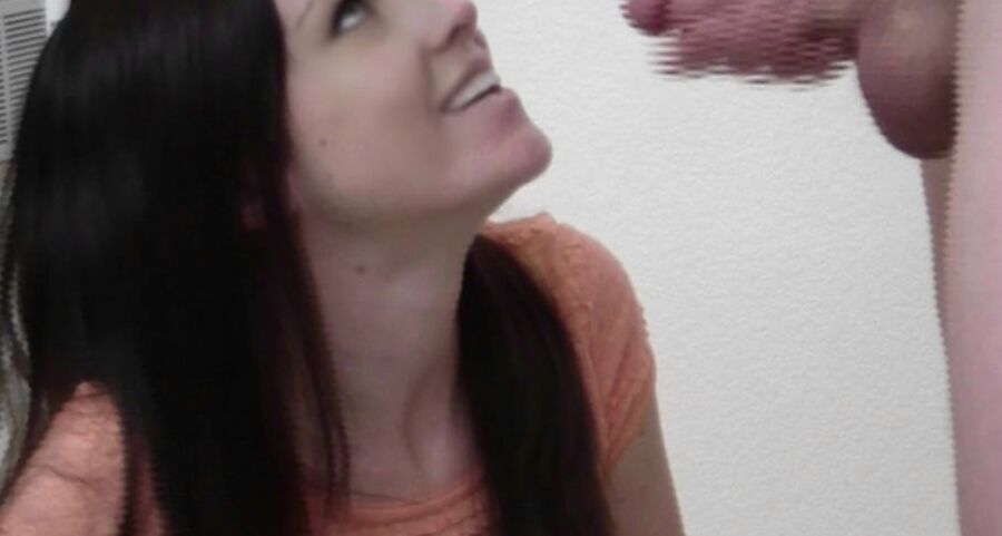 Amateur Girlfriend Must Work Dick on Cam