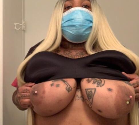Tits of Thots