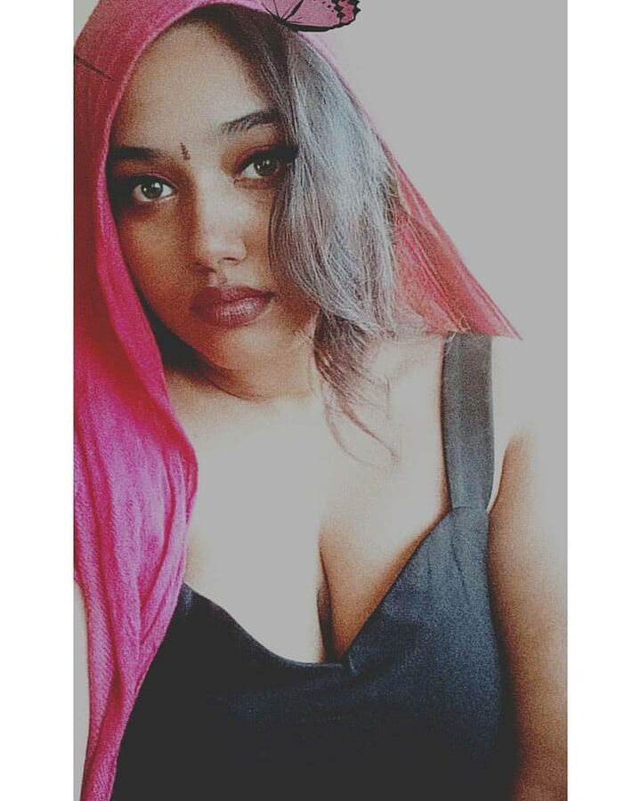 Desi Hot Chubby Girl