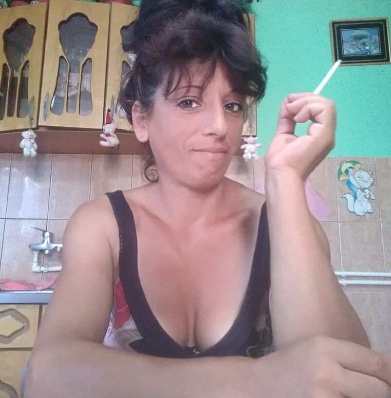 ROU ROMANIAN MILFS MOM HAS FAT LITTLE TITS - A TRUE WHORE