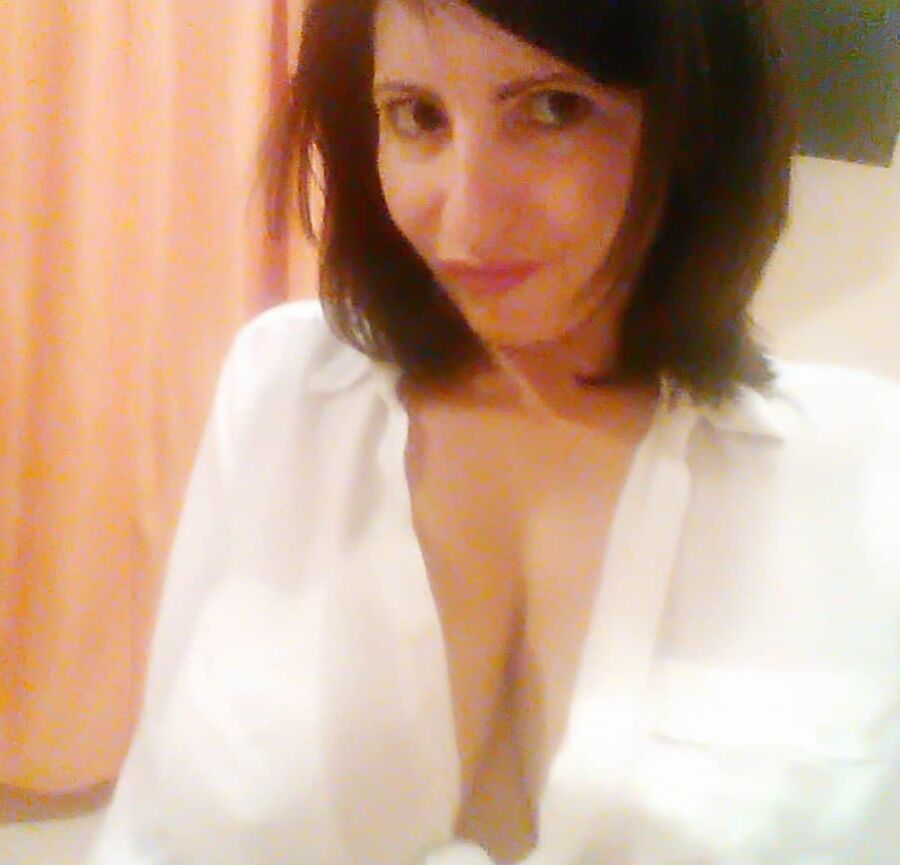 Italian Milf Mom Sexy Bitch Non Nude Slut