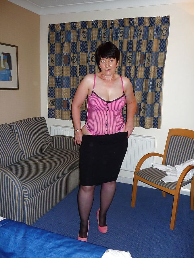 UK MILF