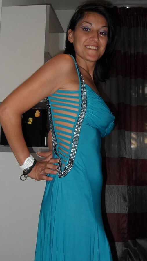 Italian Milf Mom brunette Need Exposure Whore Mass favs Pig