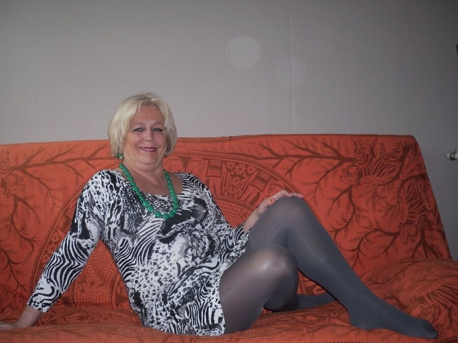 Coroa gostosa (hot gilf fan club set)