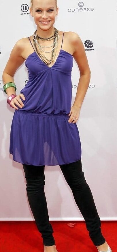 MIRJAM WEICHSELBRAUN PICTURES