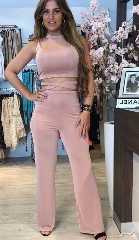 Hot Dutch amateur Fashionstore owner in thight pants
