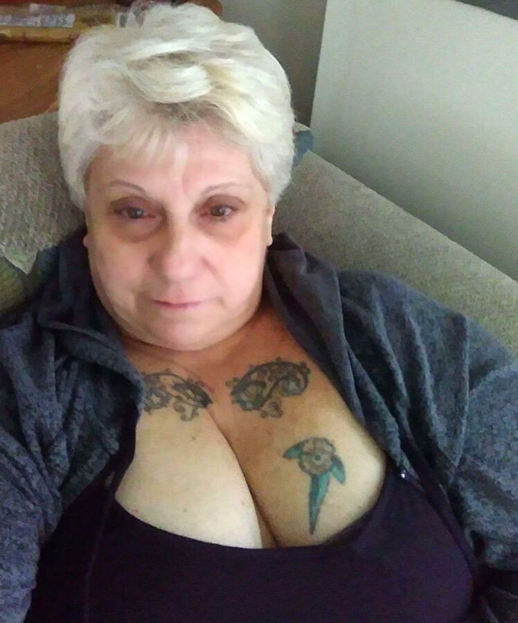 CUM FOE ME &amp; ON ME