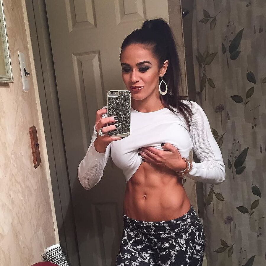 FleXXX - Brittany Coutu