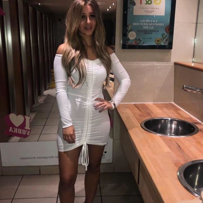 Stupid Chav Sluts- Leah W