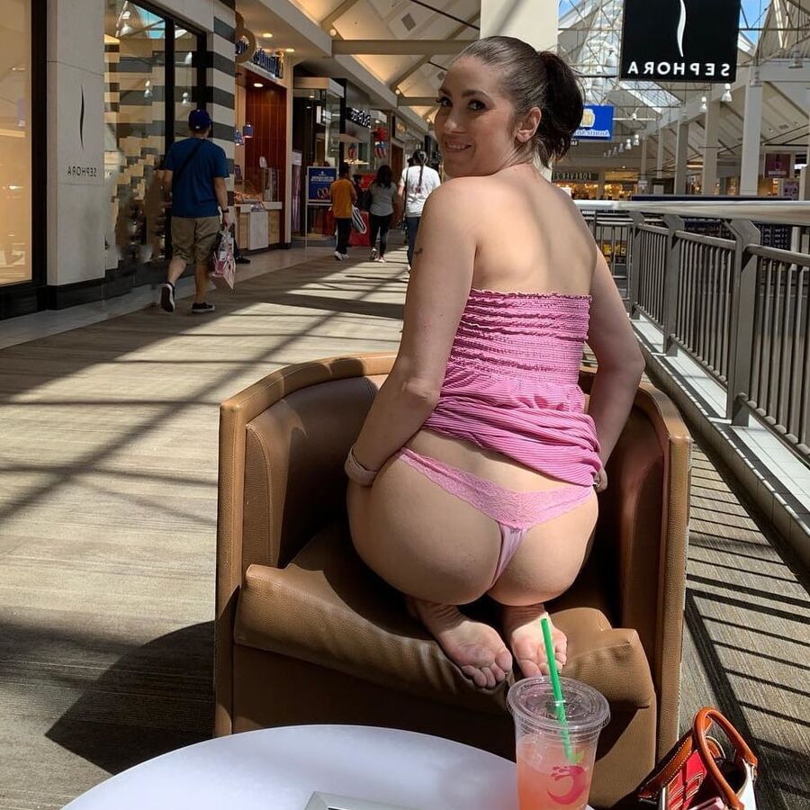 Pussy View