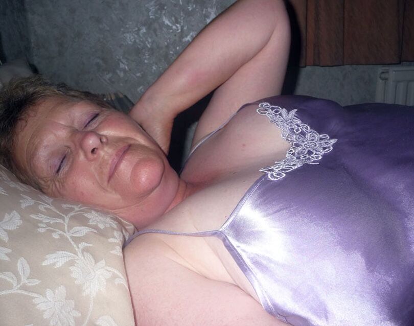 Carol, Wilts, slutwife
