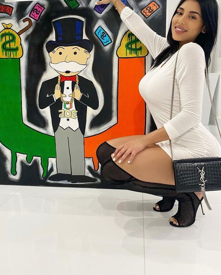On Instagram- mia_francisss