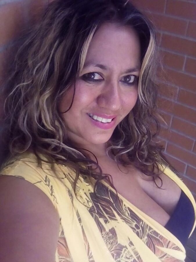 Beautiful Milfs Who love to be worship by Young boys