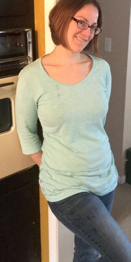 sexy mom exposed