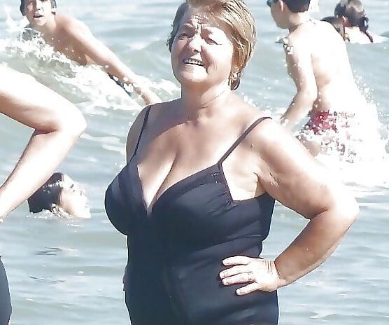 Bbw mix (Big older women in swimsuite)