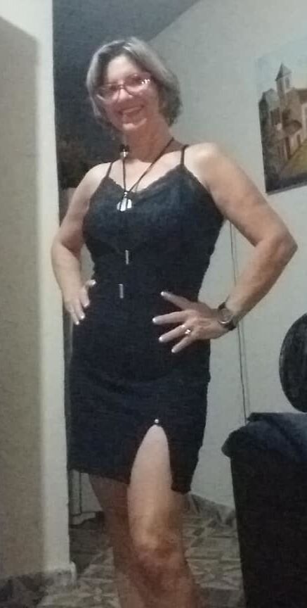 MILF LUZIA