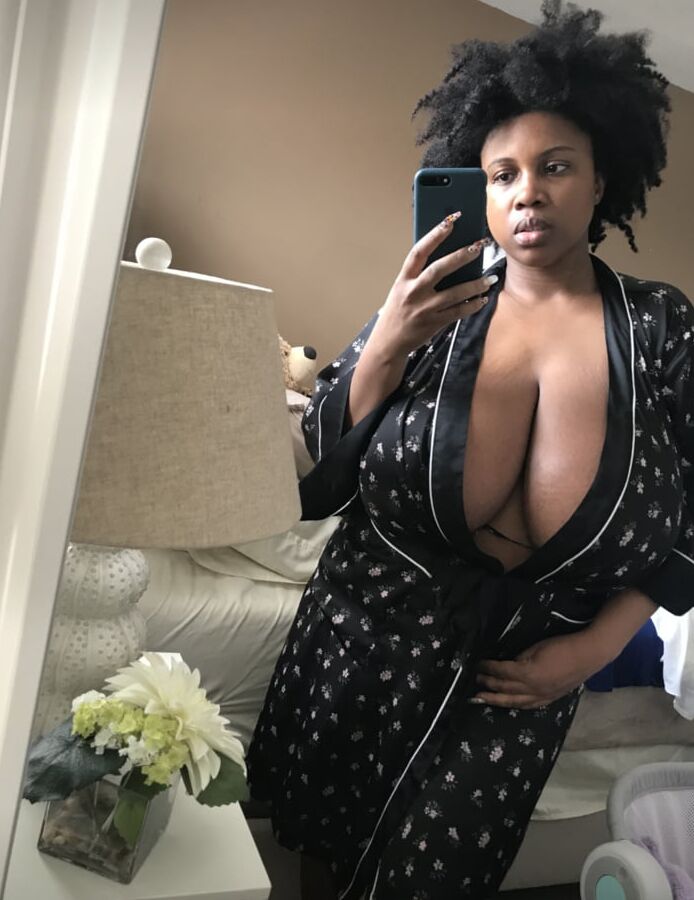 MASERATIxxx RARE pregnancy photos