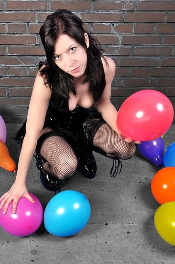 sexy Goth Babe