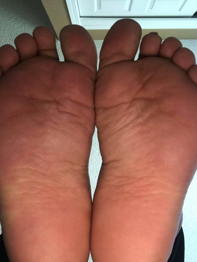 year old BBW mexican Soles Nut draining wrinkles