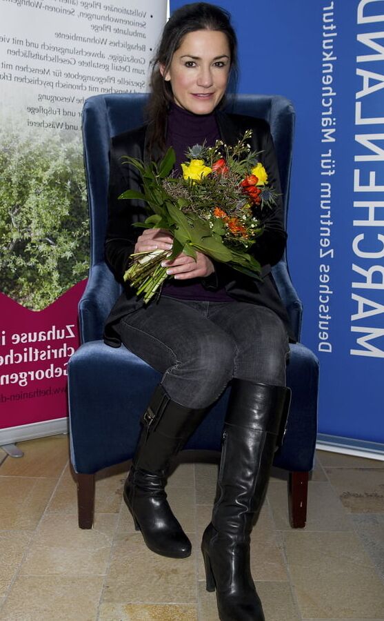 Female Celebrity Boots &amp; Leather - Mariella Ahrens