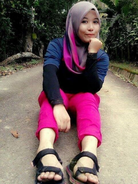 Hasnah tudung