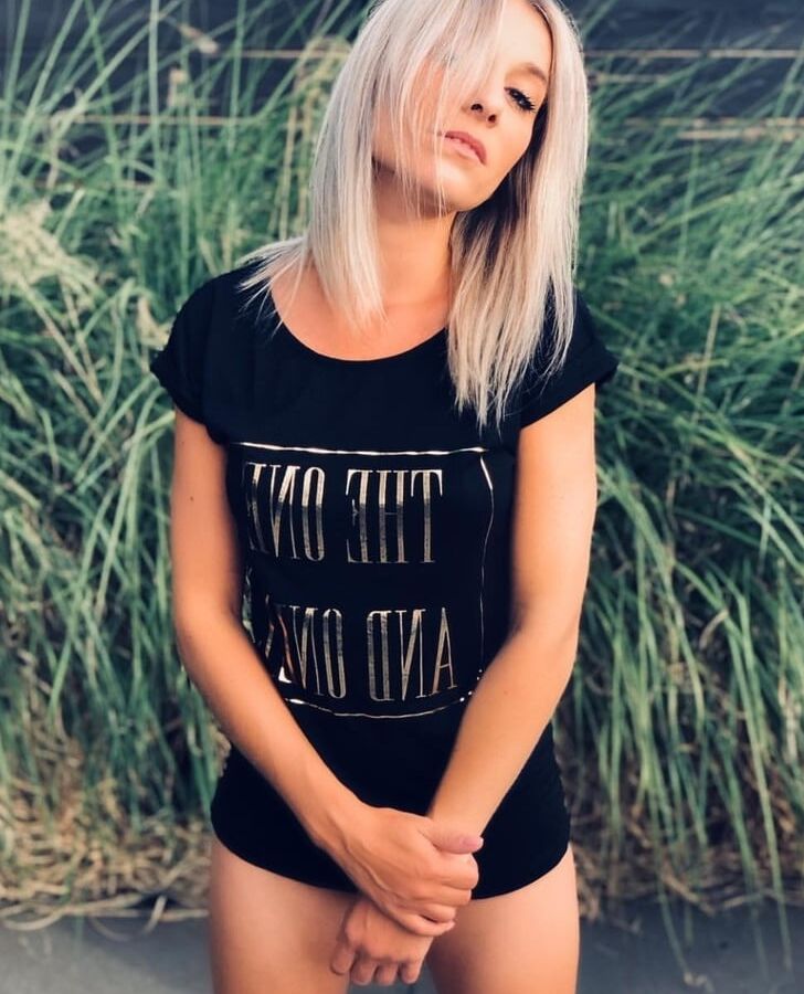 Beautiful friend for comments