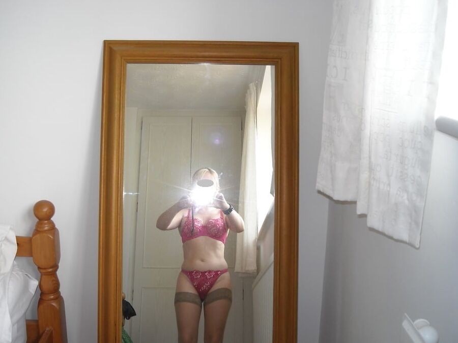 Sexy amatuere mature selfies