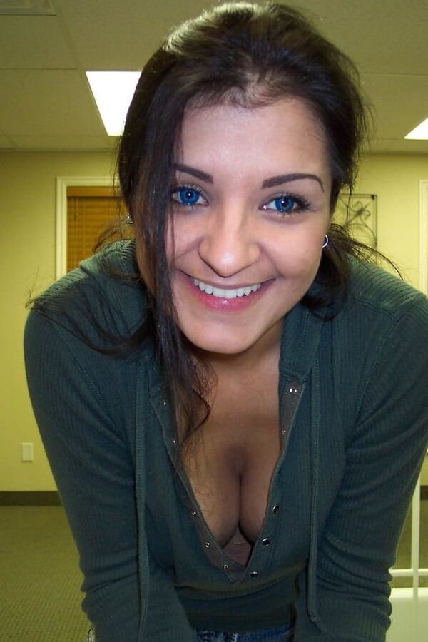 Blue Eyed Indian MILF