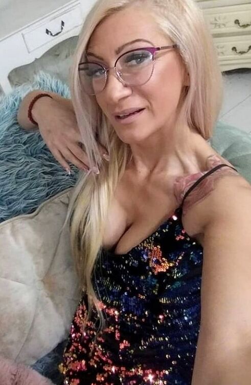 Mature Cunts I Fuck for Cash