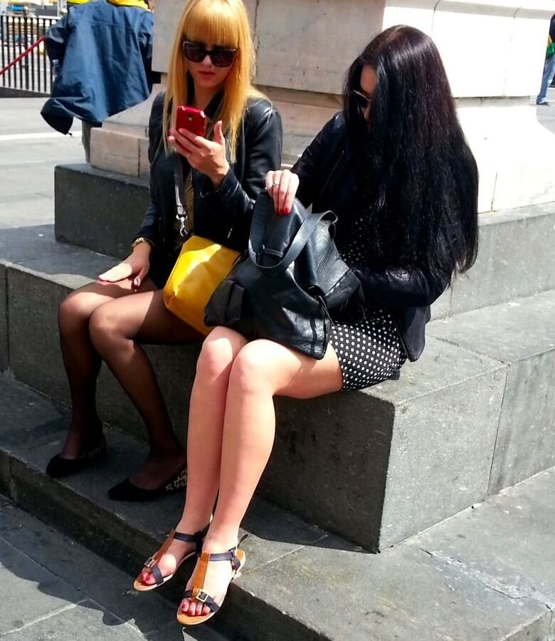 Street Pantyhose - Unaware Cunny on the Street