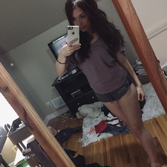 ADORABLE HOTTIE