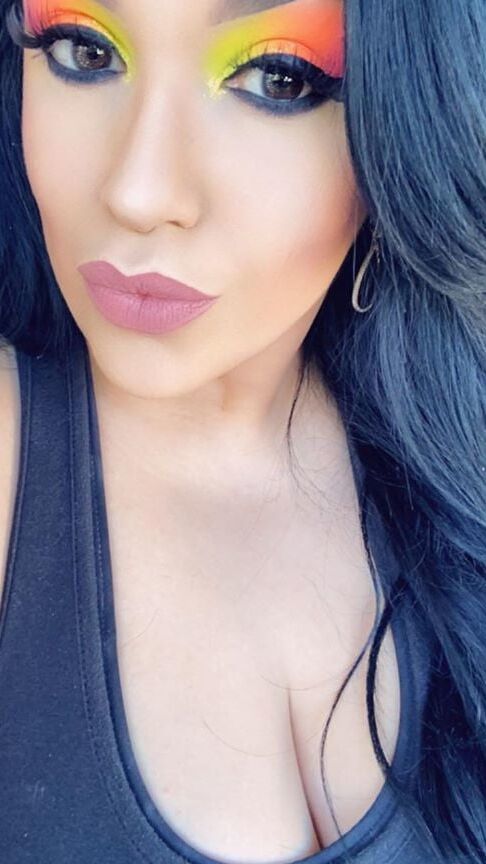 sexy girls for tribute
