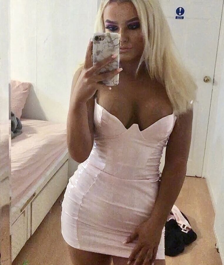 Young british slut GraceRiddell for repost and comments