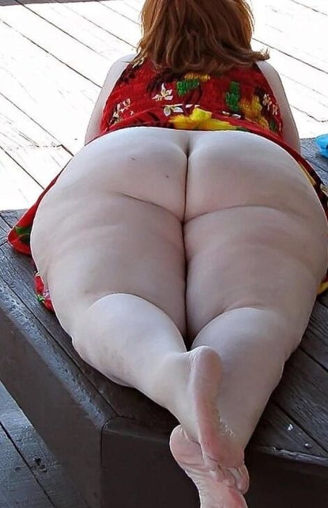 AMATEUR MATURE GRANNIES BBW BIG BOOBS BIG ASS
