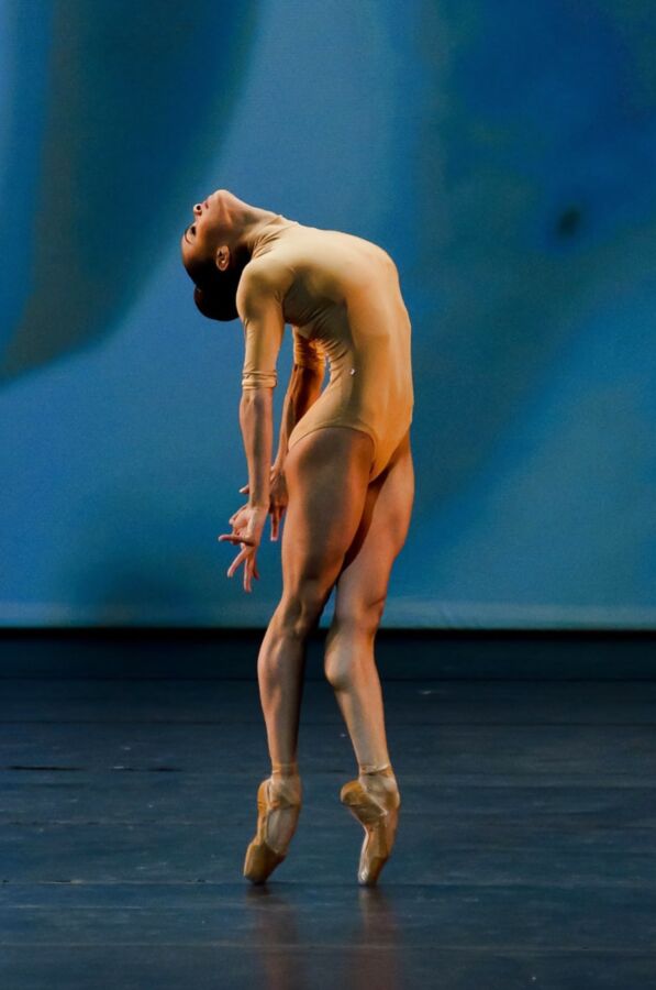 dance for me