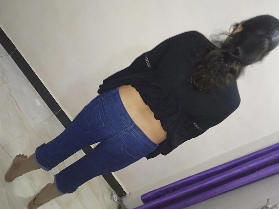 Desi married bahu