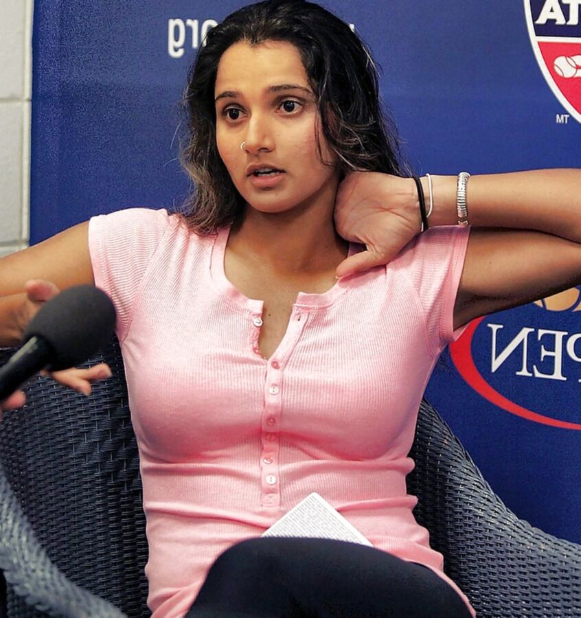 SANIA Y
