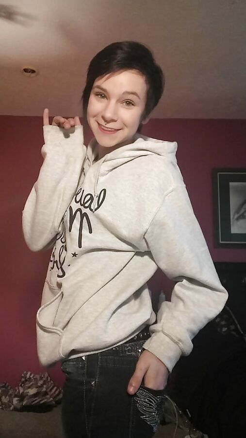Submitted amateur brunette
