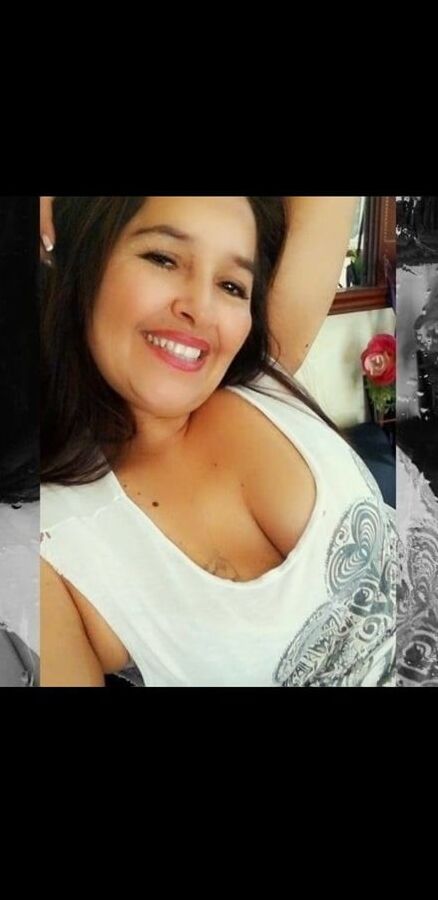 Mamacita Nalgona madura Jennifer