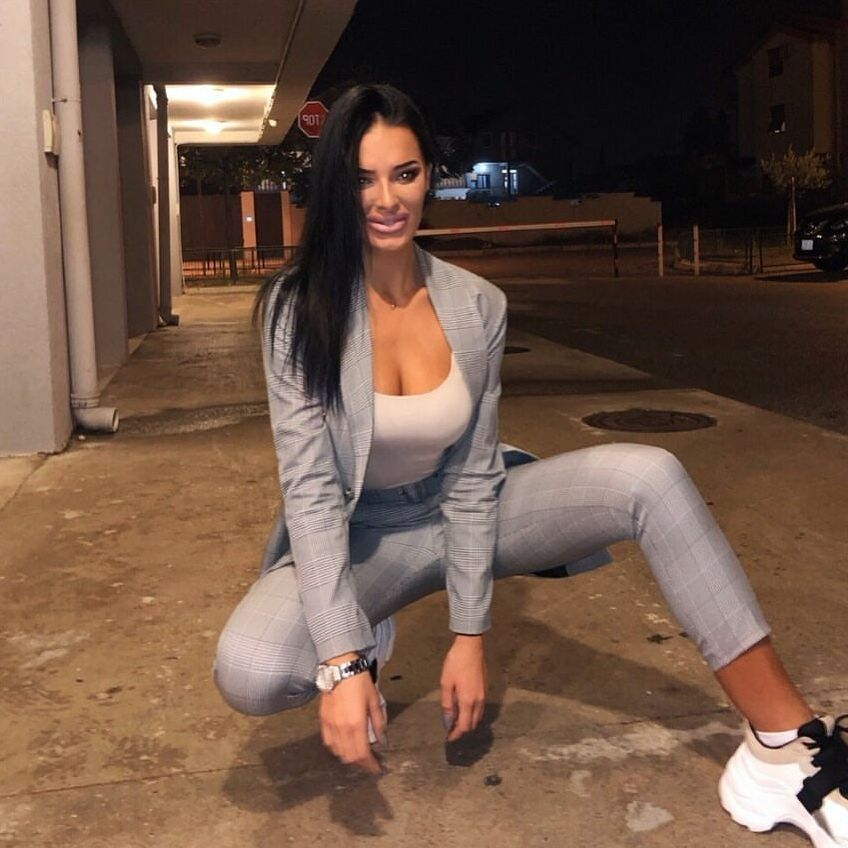 Serbian skinny fitnes girl beautiful ass Aleksandra Bigovic
