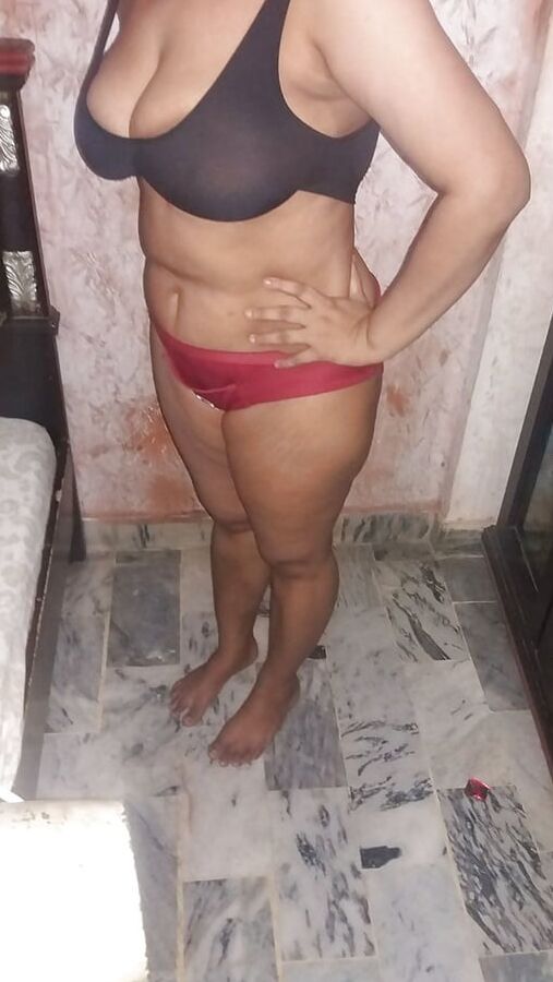 Desi paki big aunty