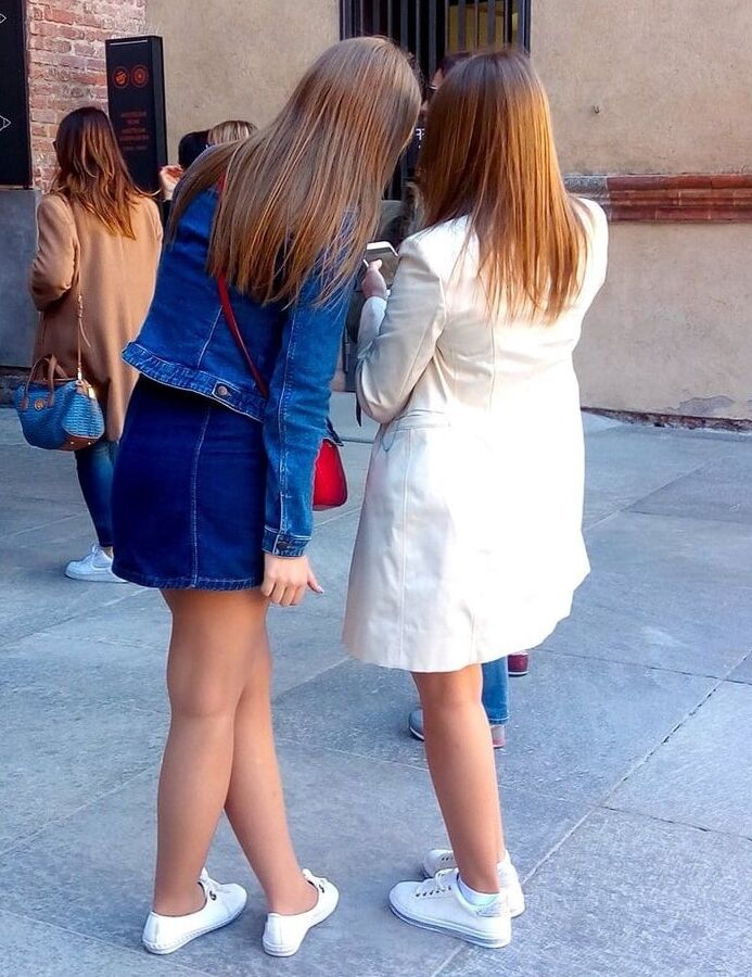 Street Pantyhose - Unaware Cunny on the Street