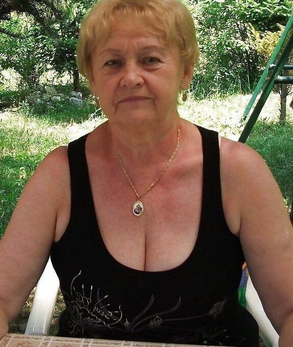 Granny are the Best Friends