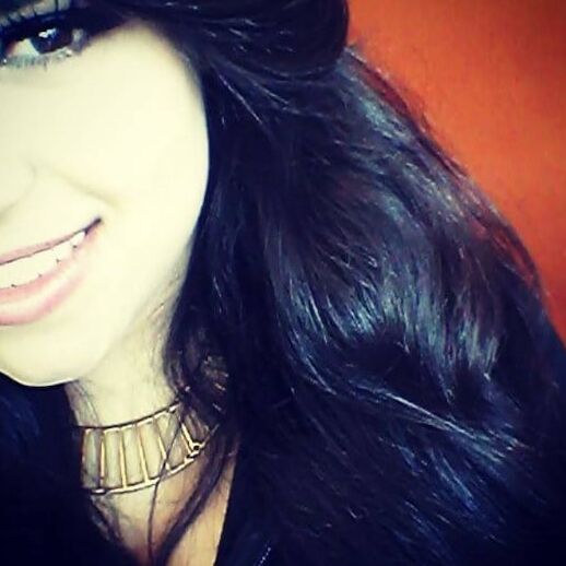 Latina chichona
