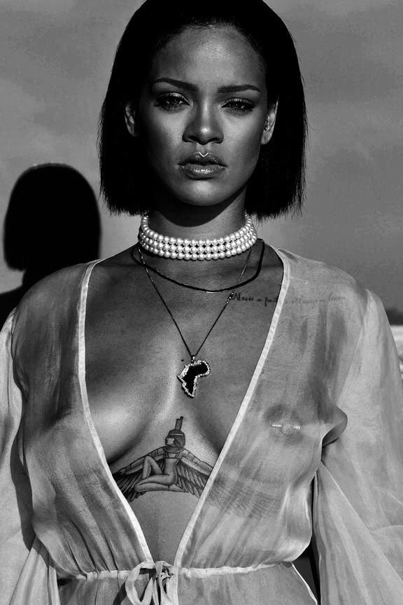 Rihanna hot