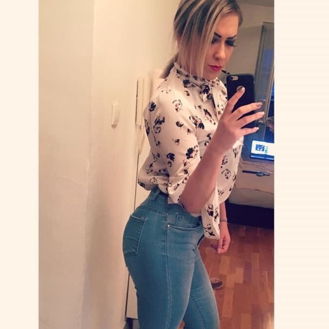 Bombshell godess Gorica from Novi Sad